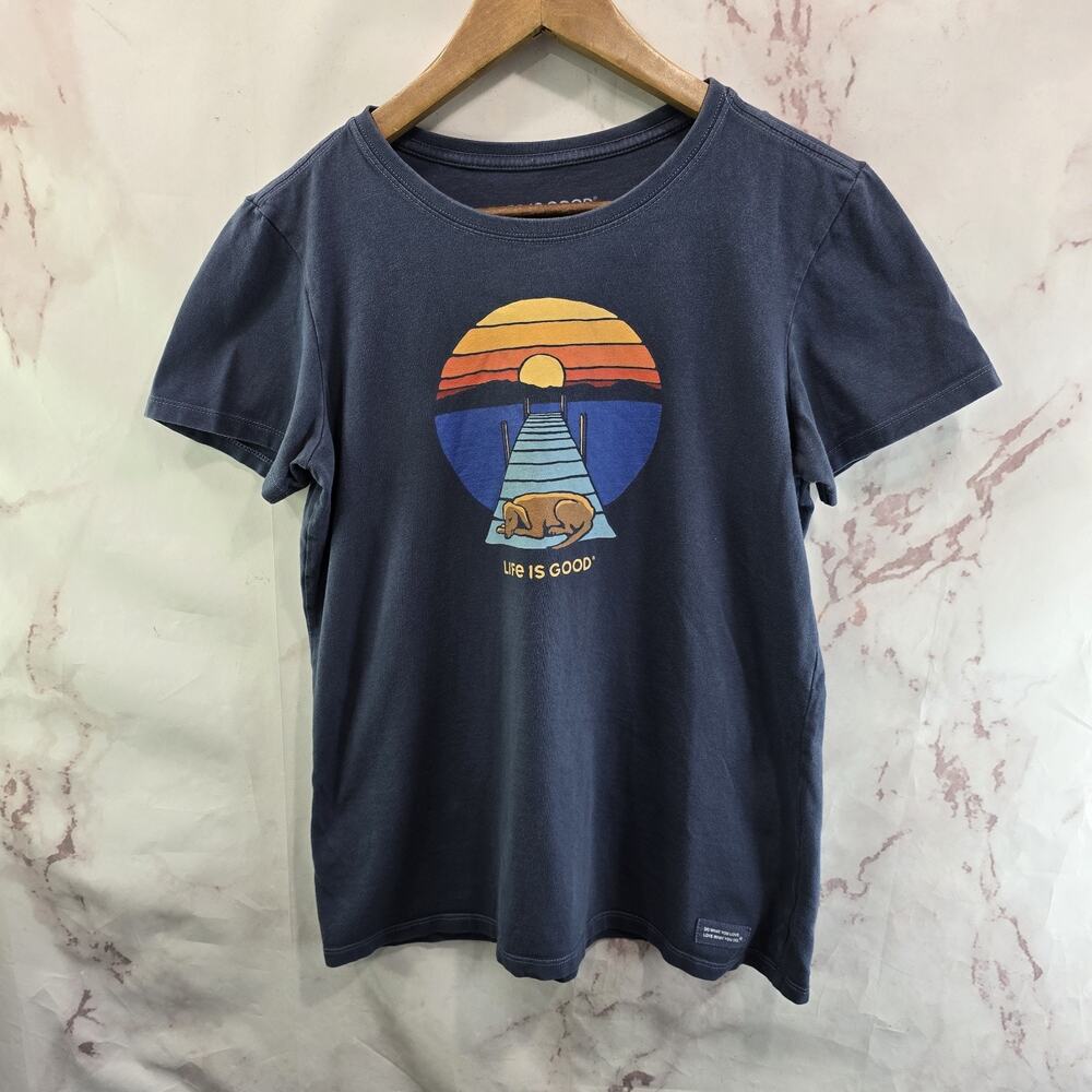 Life Is Good T Shirt Womens Medium Blue Tee Crusher Crew Dog Sunset